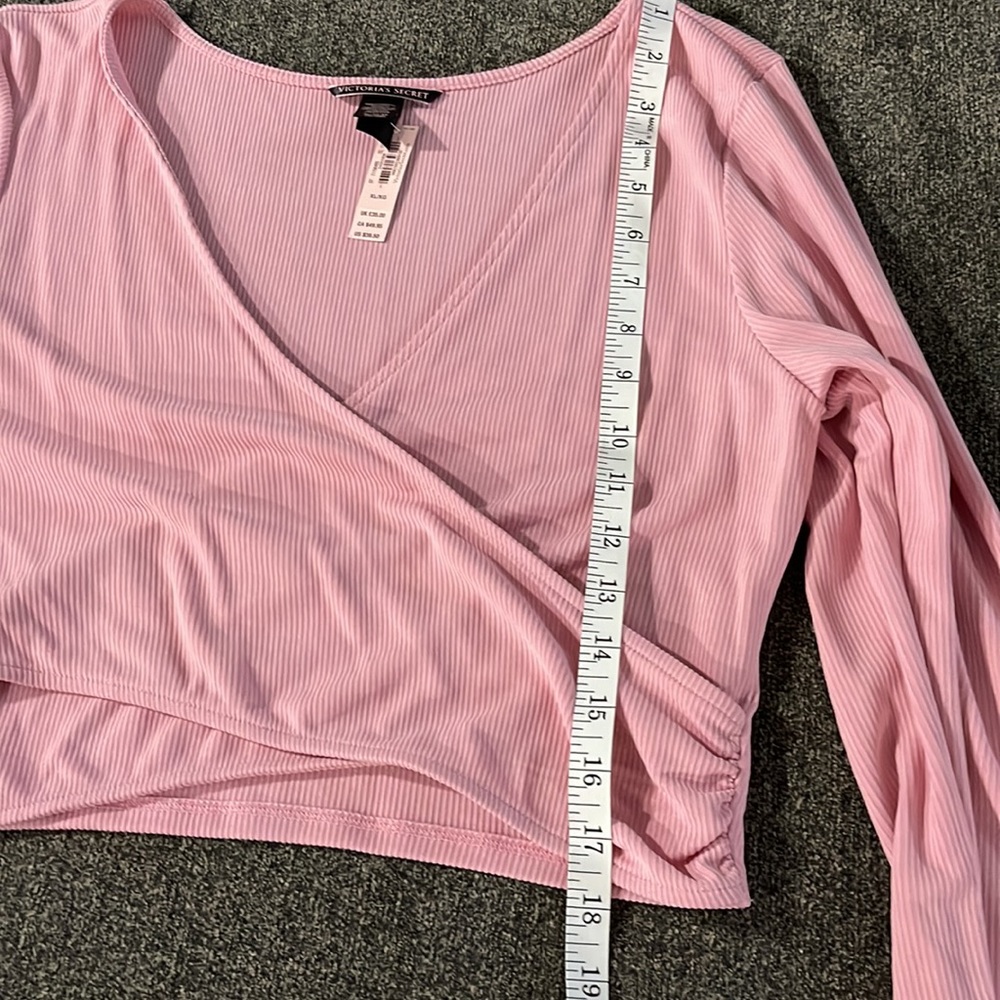 Victorias Secret faux wrap top.NWT size XL - Picture 2 of 4